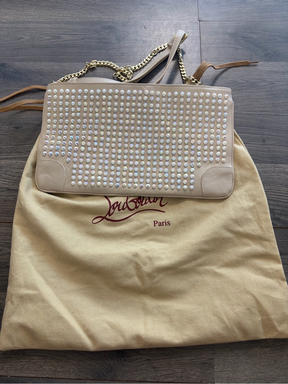 Beige Pearl-Studded Shoulder Bag with Gold Chain